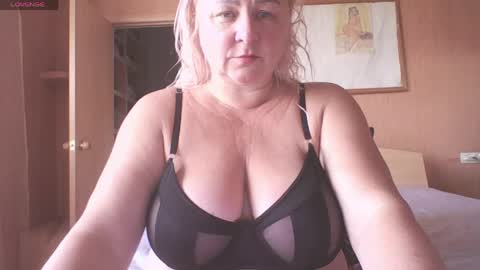 Snapshot of miranda_robinson chatting on June 7, 2026, 3:21 am Miranda online show from June 7, 2026, 3:21 am