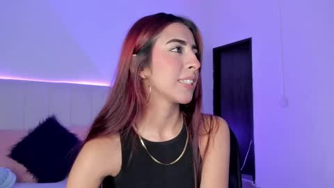Snapshot of mirandaa_rogers chatting on May 26, 2026, 7:10 pm Miranda Rogers online show from May 26, 2026, 7:10 pm