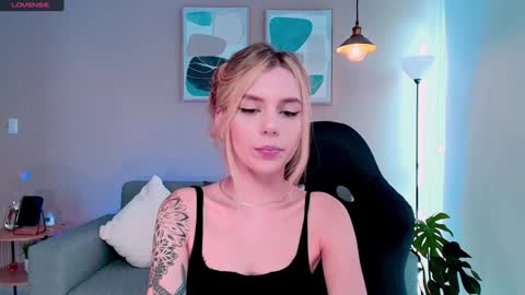 Miranda Shaw online show from January 13, 2025, 8:48 pm