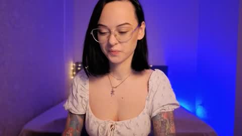 MiraSkyy online show from March 8, 2026, 4:44 pm