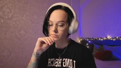 Snapshot of miraskyy chatting on July 28, 2026, 7:39 pm MiraSkyy online show from July 28, 2026, 7:39 pm