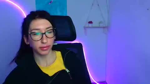 Snapshot of miriam_candyy chatting on November 22, 2025, 12:37 pm Mariam online show from November 22, 2025, 12:37 pm