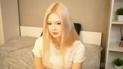 Elsa online show from October 18, 2025, 10:10 pm