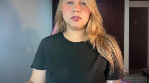 mirilinda online show from November 18, 2025, 3:34 am