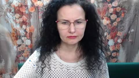 Miroslava Happi online show from April 27, 2026, 6:00 am
