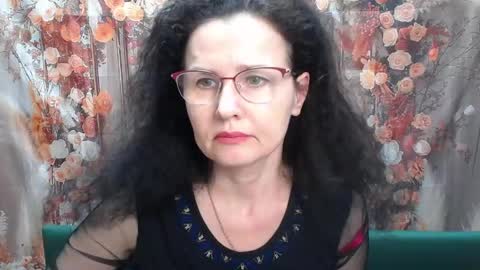 Miroslava Happi online show from May 11, 2026, 4:04 pm