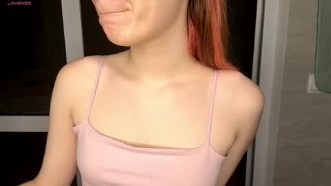 Snapshot of mishahartwigsen chatting on January 8, 2026, 4:20 pm Molly online show from January 8, 2026, 4:20 pm