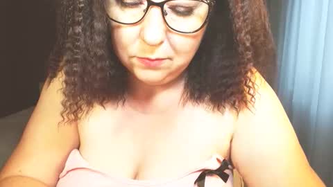 Snapshot of mishakiss34 chatting on June 4, 2026, 10:10 am Misha online show from June 4, 2026, 10:10 am