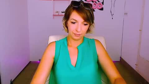 Mishelle online show from July 22, 2026, 11:24 am