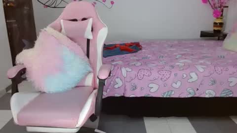 Mishka online show from February 23, 2025, 5:12 am