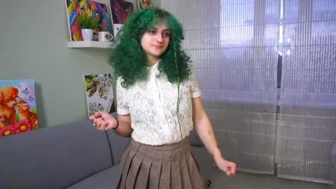 Kate online show from April 30, 2026, 4:46 pm