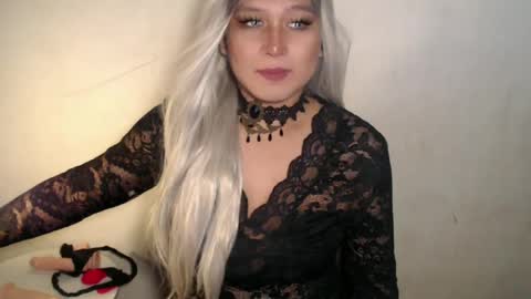 miss_4cuck_ online show from June 26, 2026, 9:46 am