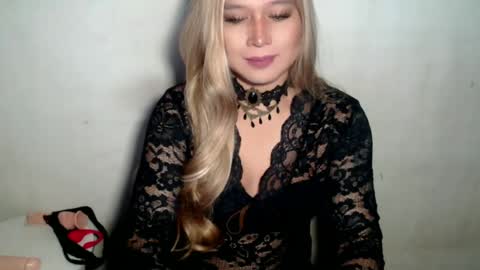 miss_4cuck_ online show from July 3, 2026, 12:00 pm