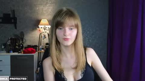 Alisa NONNUDE online show from June 25, 2026, 7:51 pm