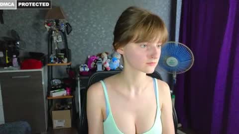 Alisa NONNUDE online show from August 6, 2026, 5:04 pm