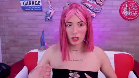 Charlotte online show from December 18, 2025, 6:14 pm