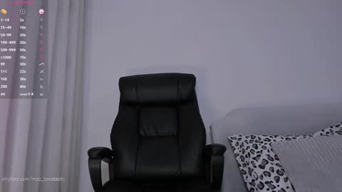 Snapshot of miss_boobtastic chatting on January 9, 2025, 12:30 pm Ivy online show from January 9, 2025, 12:30 pm