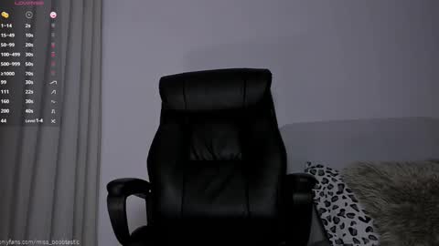 Snapshot of miss_boobtastic chatting on February 13, 2025, 5:11 pm Ivy online show from February 13, 2025, 5:11 pm