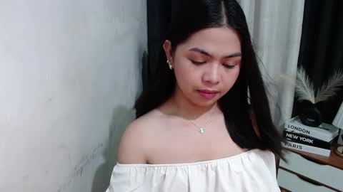 Briella online show from February 13, 2026, 2:02 pm