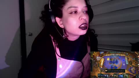 Snapshot of miss_carmila chatting on December 18, 2025, 12:49 am Miss Carmila online show from December 18, 2025, 12:49 am