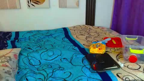 Merie online show from February 20, 2026, 11:49 pm