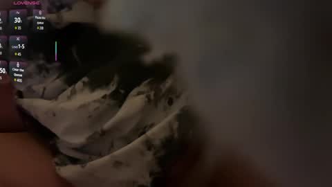 miss criss xoxo online show from September 18, 2025, 10:06 am