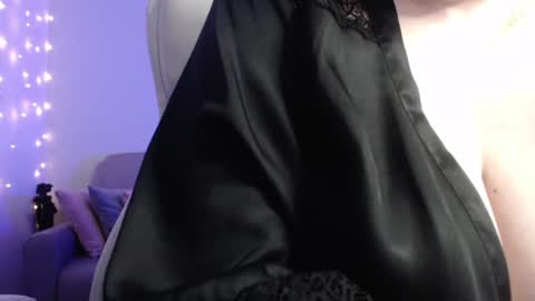 Snapshot of miss_daniels chatting on December 15, 2024, 2:48 pm liza online show from December 15, 2024, 2:48 pm