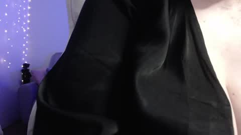 Snapshot of miss_daniels chatting on January 10, 2025, 12:06 am liza online show from January 10, 2025, 12:06 am