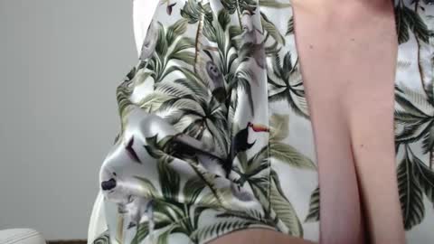 Snapshot of miss_daniels chatting on October 15, 2025, 1:50 am liza online show from October 15, 2025, 1:50 am