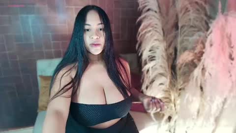 miss_deyan online show from March 10, 2025, 1:10 pm