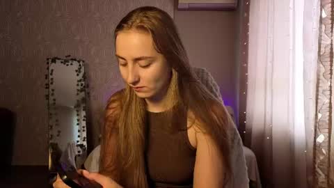 Snapshot of miss_emily19 chatting on July 2, 2026, 9:15 am Emily online show from July 2, 2026, 9:15 am