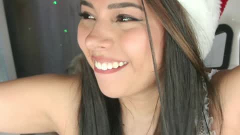 Snapshot of miss_galaxxia chatting on December 25, 2024, 4:44 am  Elisabeth  IG galax xxia       online show from December 25, 2024, 4:44 am