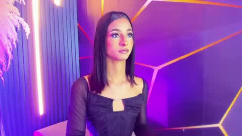 miss_isa19 online show from May 11, 2026, 2:45 pm