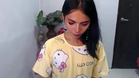 Snapshot of miss_juliex chatting on April 7, 2026, 7:03 pm julie online show from April 7, 2026, 7:03 pm