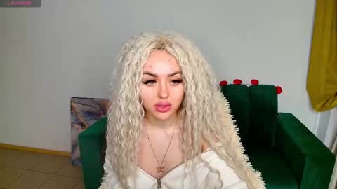 Snapshot of miss_kiten chatting on February 12, 2025, 4:44 am miss_kiten online show from February 12, 2025, 4:44 am