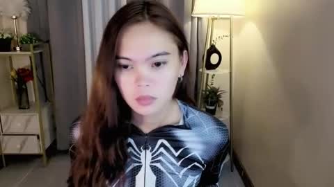 miss_kyrstyn online show from May 11, 2026, 4:48 pm