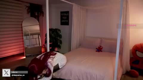 Alejandra online show from June 15, 2026, 1:08 am