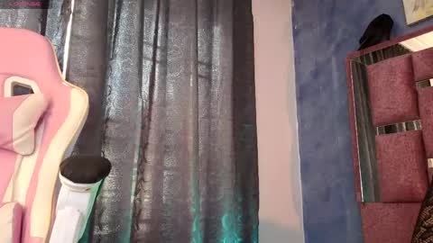 miss_merly online show from May 25, 2026, 12:22 pm