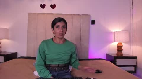 miss_milf_ online show from June 27, 2026, 7:19 pm