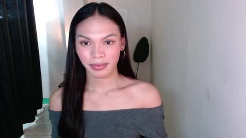Snapshot of miss_rose07 chatting on October 18, 2025, 5:35 pm Im your hot Rose online show from October 18, 2025, 5:35 pm