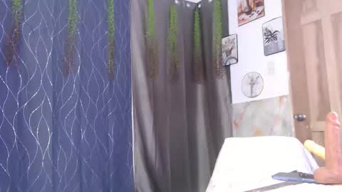 Snapshot of miss_sugar20 chatting on February 15, 2026, 7:51 am IM SUGAR online show from February 15, 2026, 7:51 am