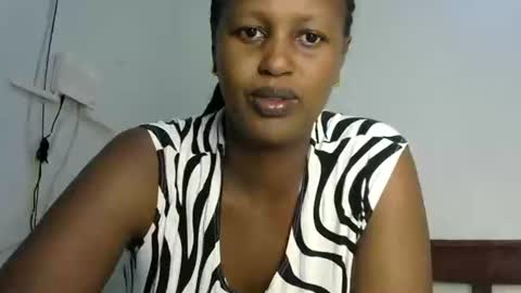 miss_vall online show from December 30, 2024, 11:15 am