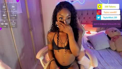 Tay Tay Independent Model   online show from October 7, 2025, 6:21 am