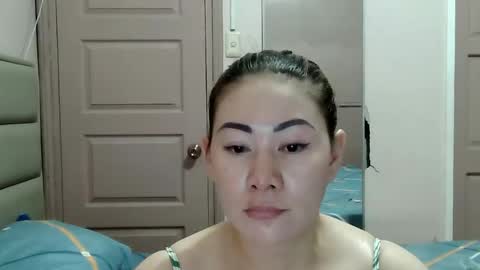 Snapshot of miss_zephyr chatting on March 2, 2026, 6:36 am HOT MOMMY ZEPHYR online show from March 2, 2026, 6:36 am