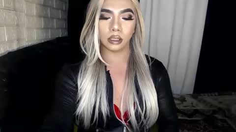 Snapshot of missaira69 chatting on February 28, 2025, 1:37 am AIRA online show from February 28, 2025, 1:37 am