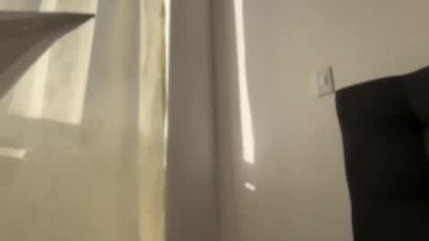 Ameliahs online show from December 3, 2025, 11:52 am