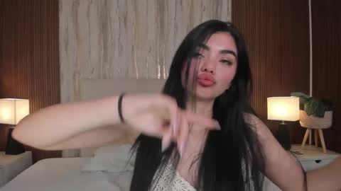 Ariadna Ruiz online show from March 18, 2026, 12:25 am