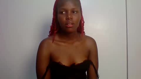 Snapshot of missariana7 chatting on December 18, 2025, 5:57 am aria online show from December 18, 2025, 5:57 am