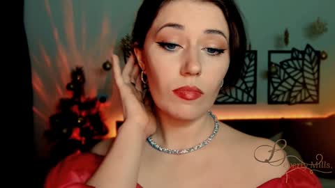 Snapshot of missbeverlymills chatting on January 4, 2025, 6:19 pm The divine Beverly online show from January 4, 2025, 6:19 pm