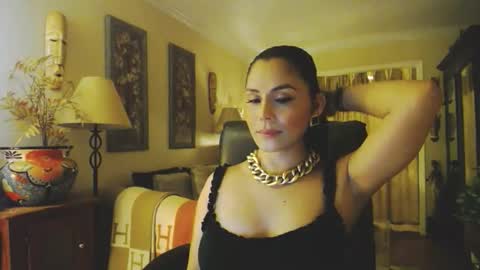 Snapshot of missbrownx chatting on May 16, 2026, 5:48 am Brownie -P online show from May 16, 2026, 5:48 am